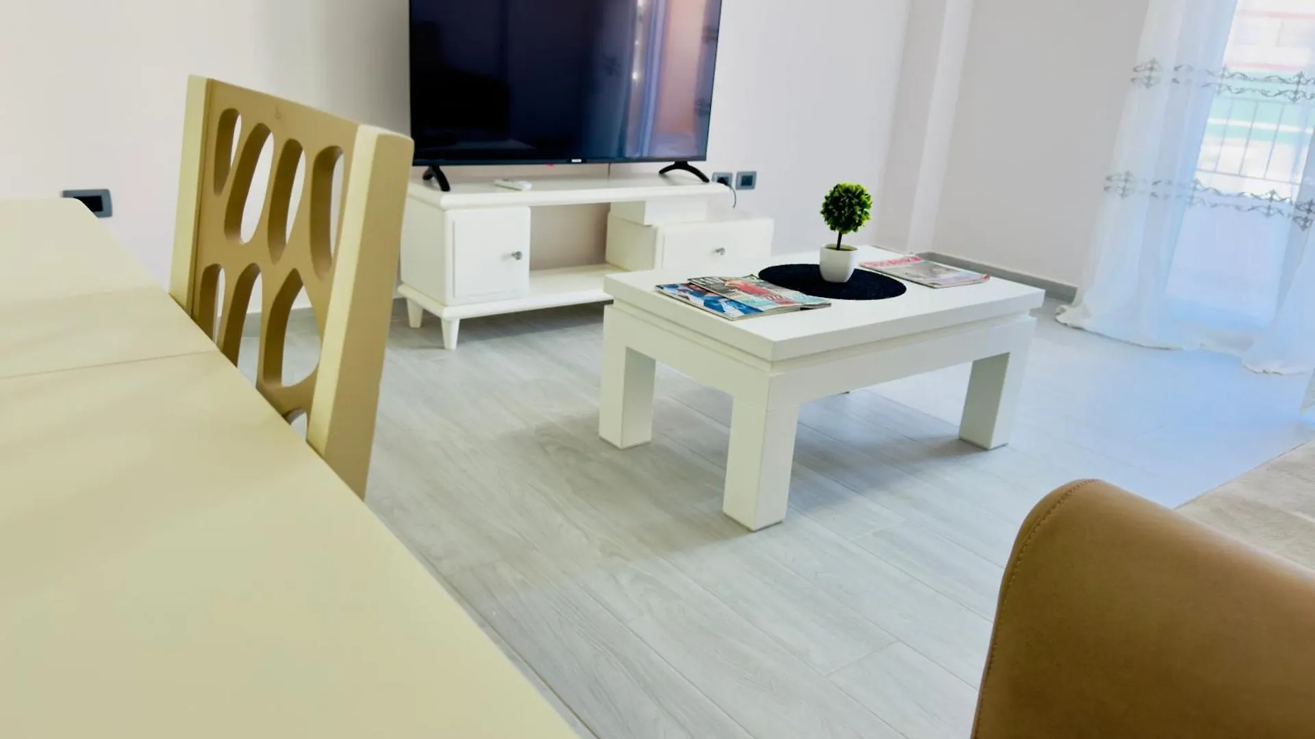 New Apartment,2 Rooms ,Central Location Vlorë 0*,